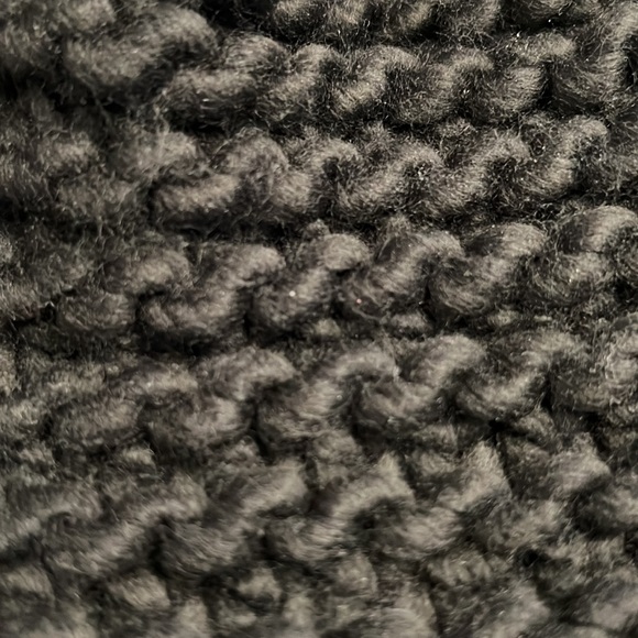 Knit hat - Picture 3 of 4